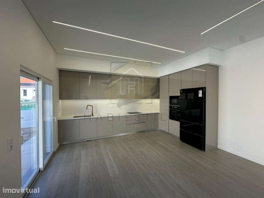 Luxuosa Moradia em Azeitão- Conforto e Elegância-7