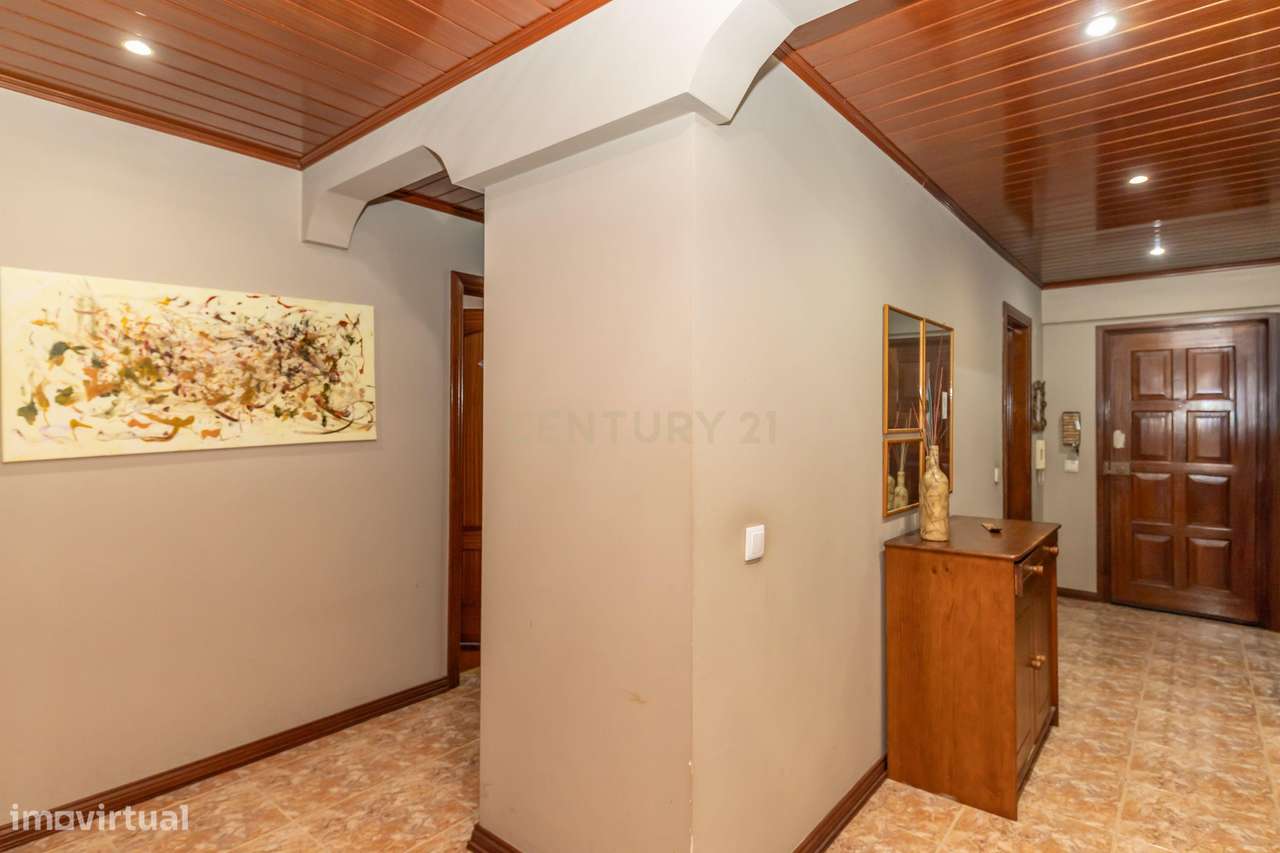 Apartamento T2 com Excelentes Áreas –  Terroa, Setúbal - Grande imagem: 4/31