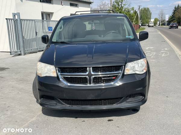 Dodge Grand Caravan - 7