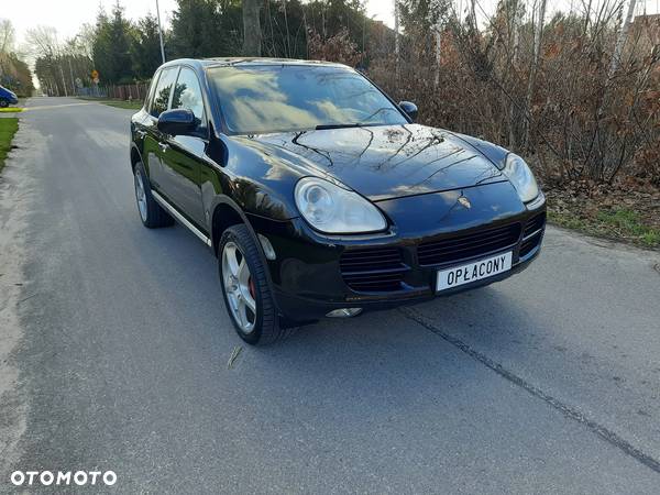 Porsche Cayenne - 2