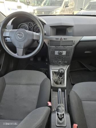 Opel Astra H 5 portas gasolina para peças - 6