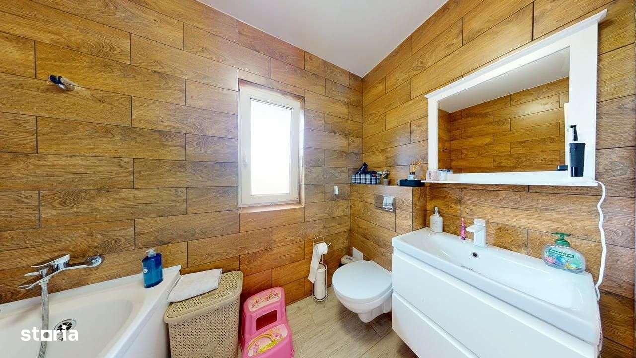 Casa individuala de vanzare - 4 camere, 750 mp teren - Cristian - Imagine principală: 5/8