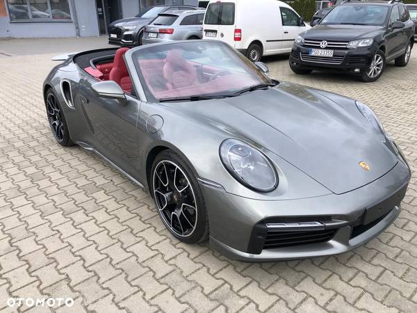 Porsche 911 Carrera Turbo S Cabrio - 10