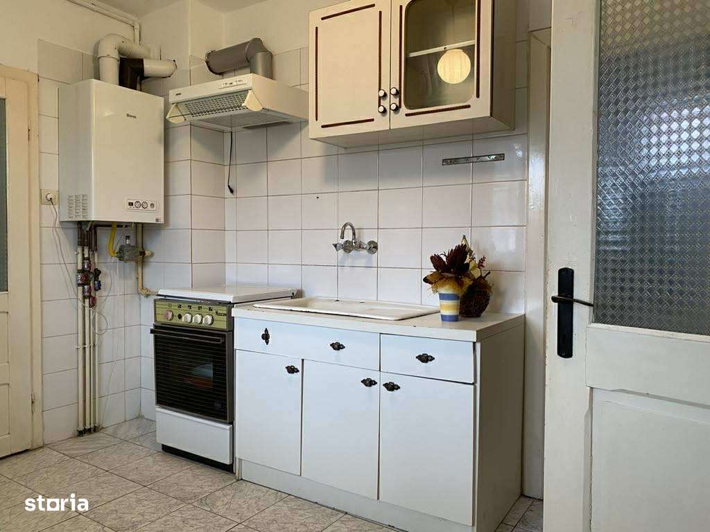 Casa cu etaj de vanzare bun si privatizare Ceuasu de Campie, Mures-2