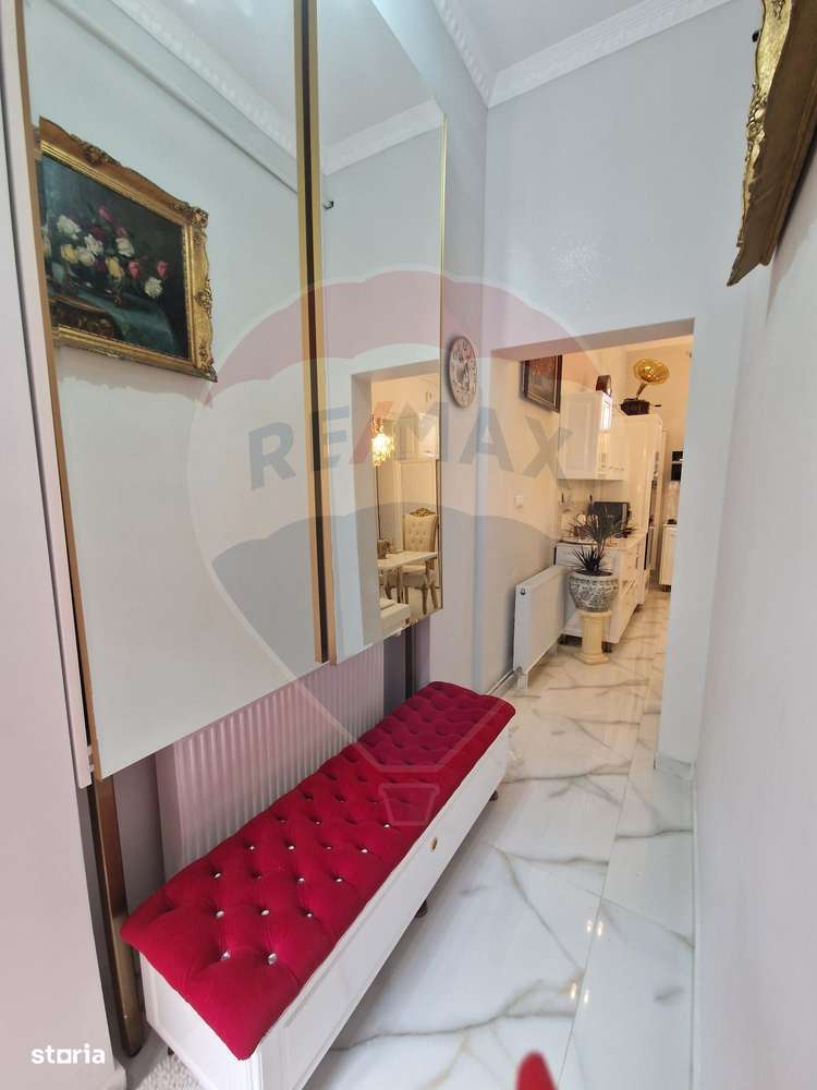 Apartament spatios la curte 2 dormitoare Salonta str. Republicii - Imagine principală: 5/20