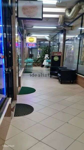 Loja arrendada em Venda Nova, Rio Tinto - Grande imagem: 4/7