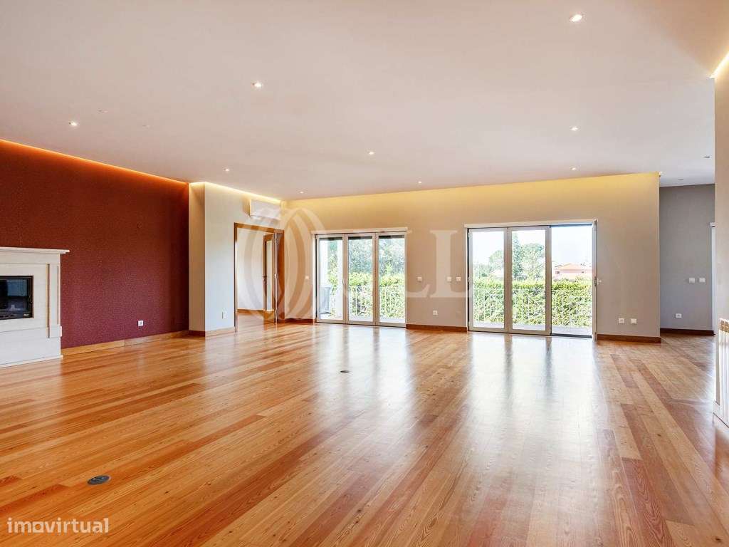 Moradia T5 com piscina na Areia em Cascais - Grande imagem: 3/25