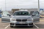 BMW Seria 5 540i xDrive - 28