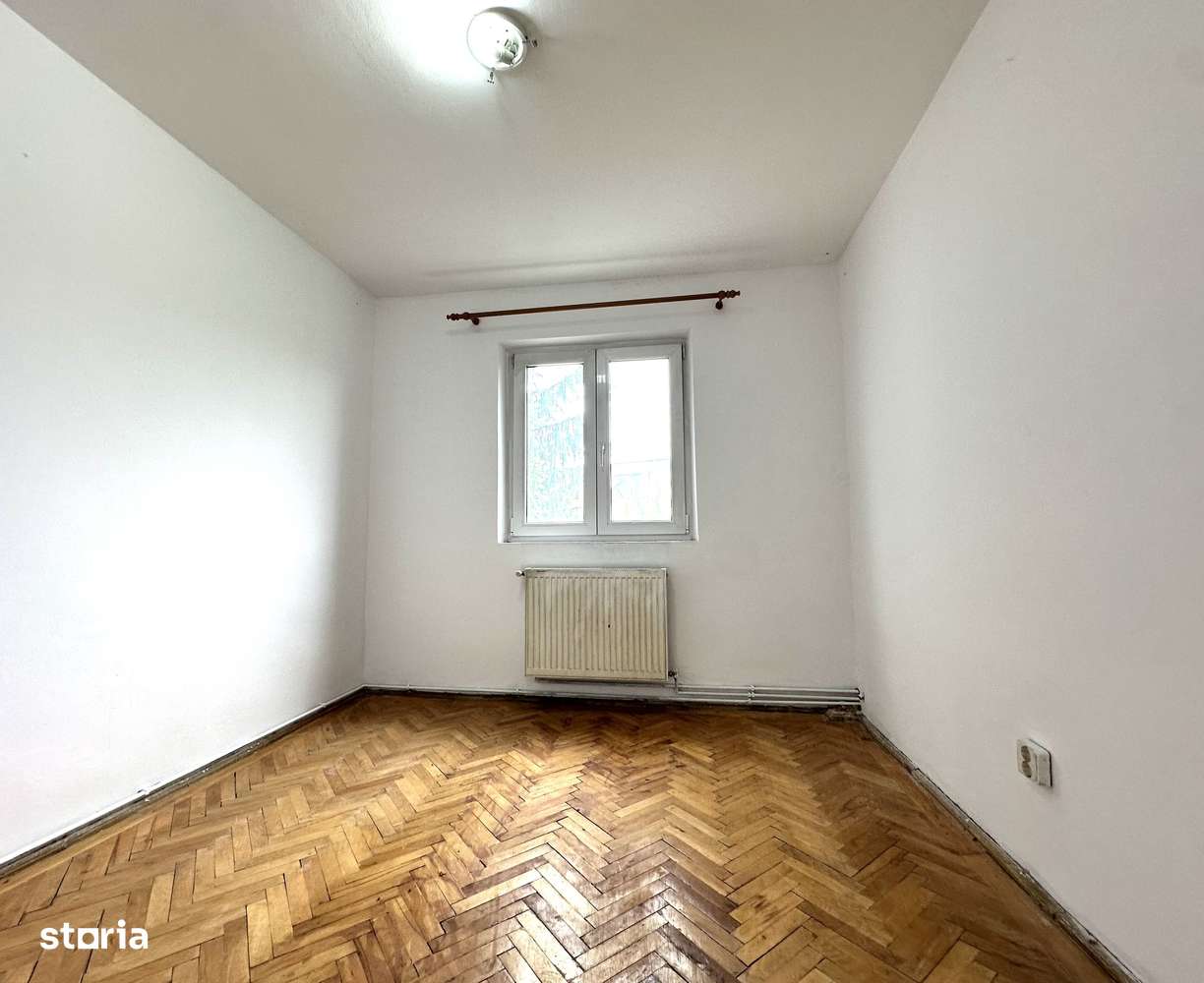 Apartament 3 camere de vânzare – zona Florilor, Str. Mimozei-6