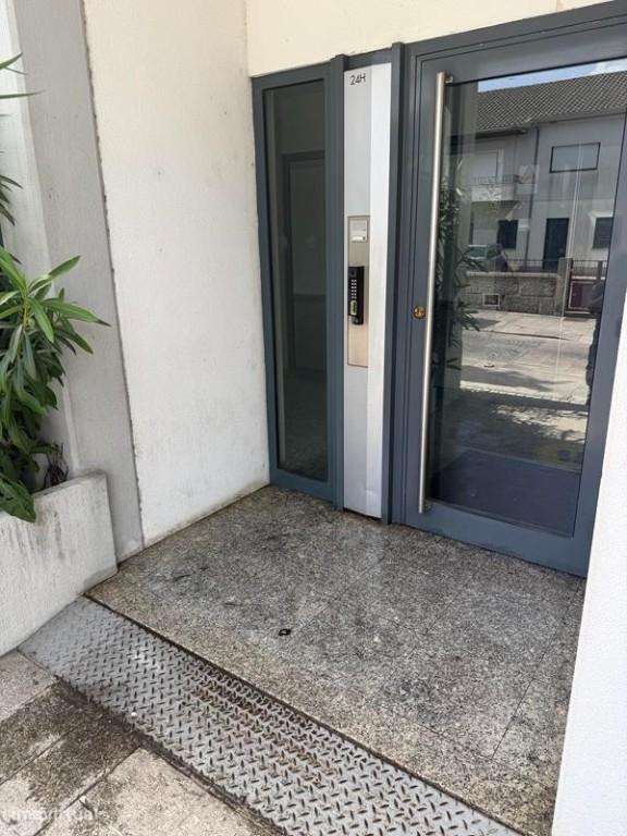 Imóvel Comercial em Carrazeda de Ansiães-16