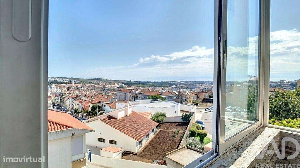 Apartamento T3 em Mina de Água de 87,00 m2 - Grande imagem: 3/25