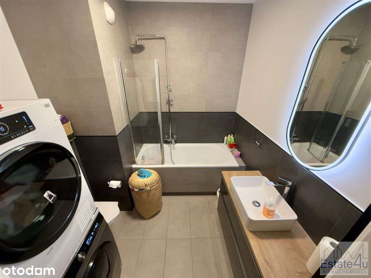 3/4 pok, 2 garaże, 2 tarasy, do wejścia. Ceglana-14