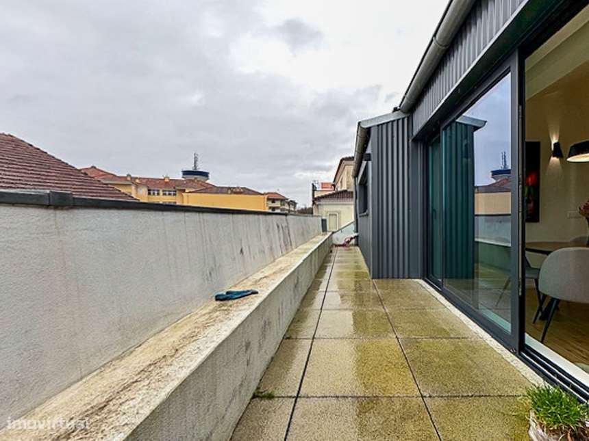 Apartamento T2 renovado no Centro de Ovar-5