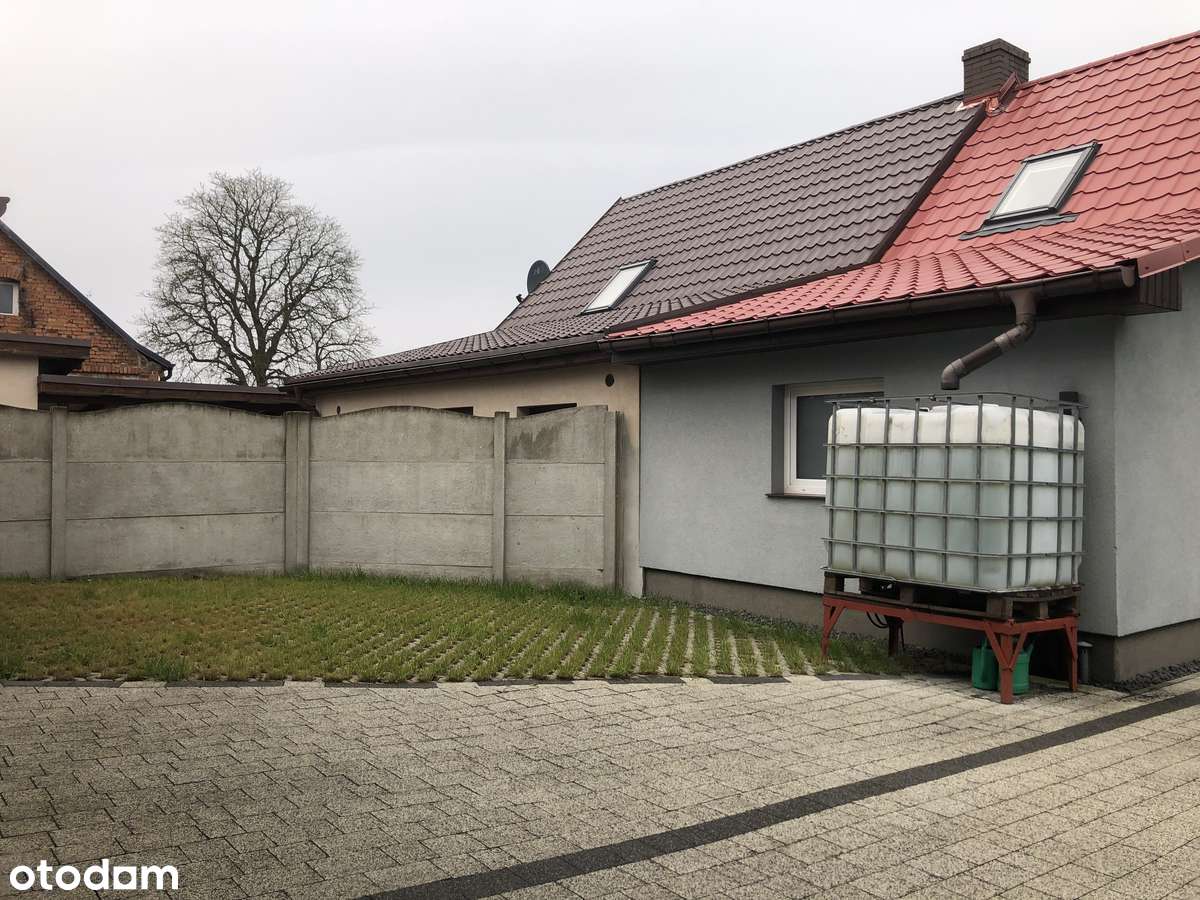 Przestronny dom na sprzedaż z ogrodem i garażem - Pełny obrazek: 4/20