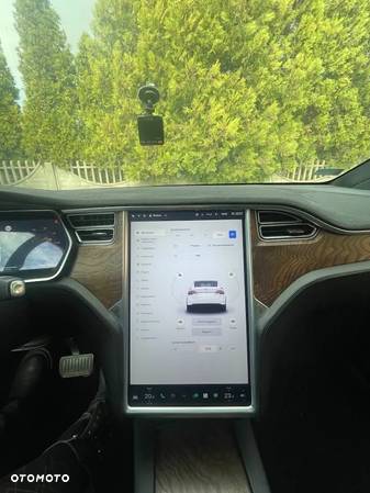 Tesla Model X Long Range Plus - 12