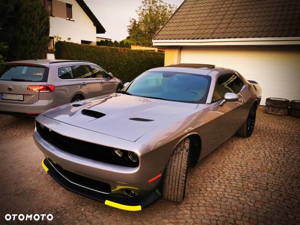 Dodge Challenger Automatik SXT Plus - 2