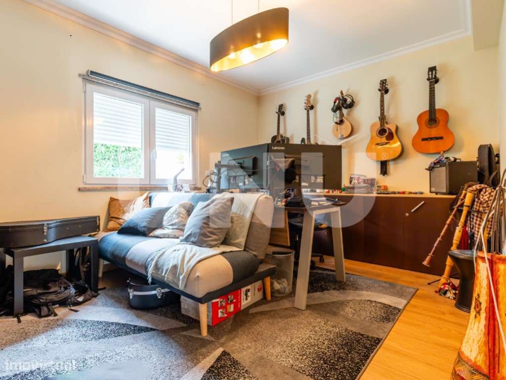 Moradia de Excelência com Jardim e Terraço a 10 minutos do centro d...-13