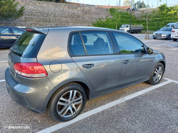 VW Golf 1.4 TSi Highline - 11