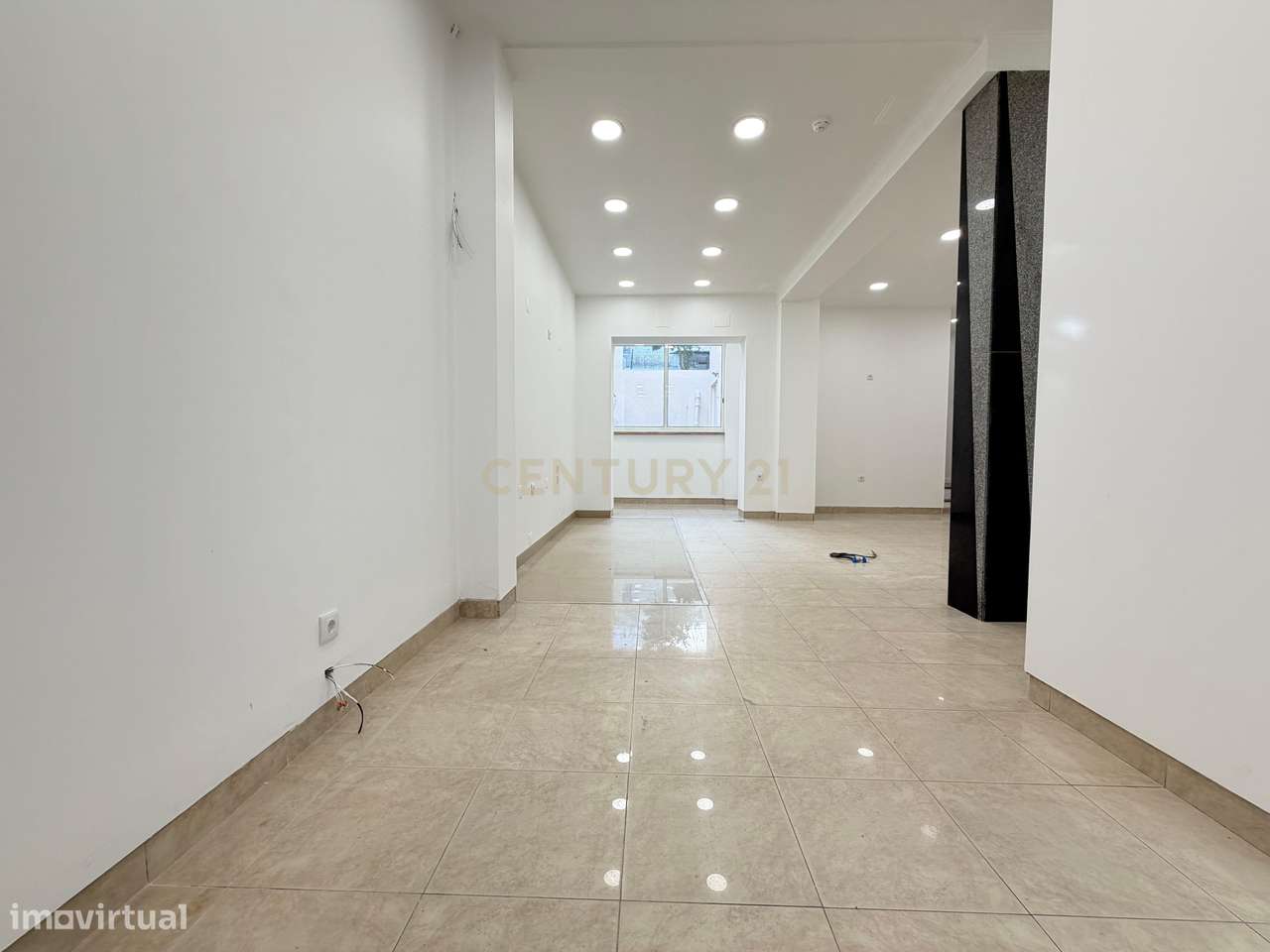 Loja totalmente renovada para Trespasse - Estrada de Benfica - Grande imagem: 2/12