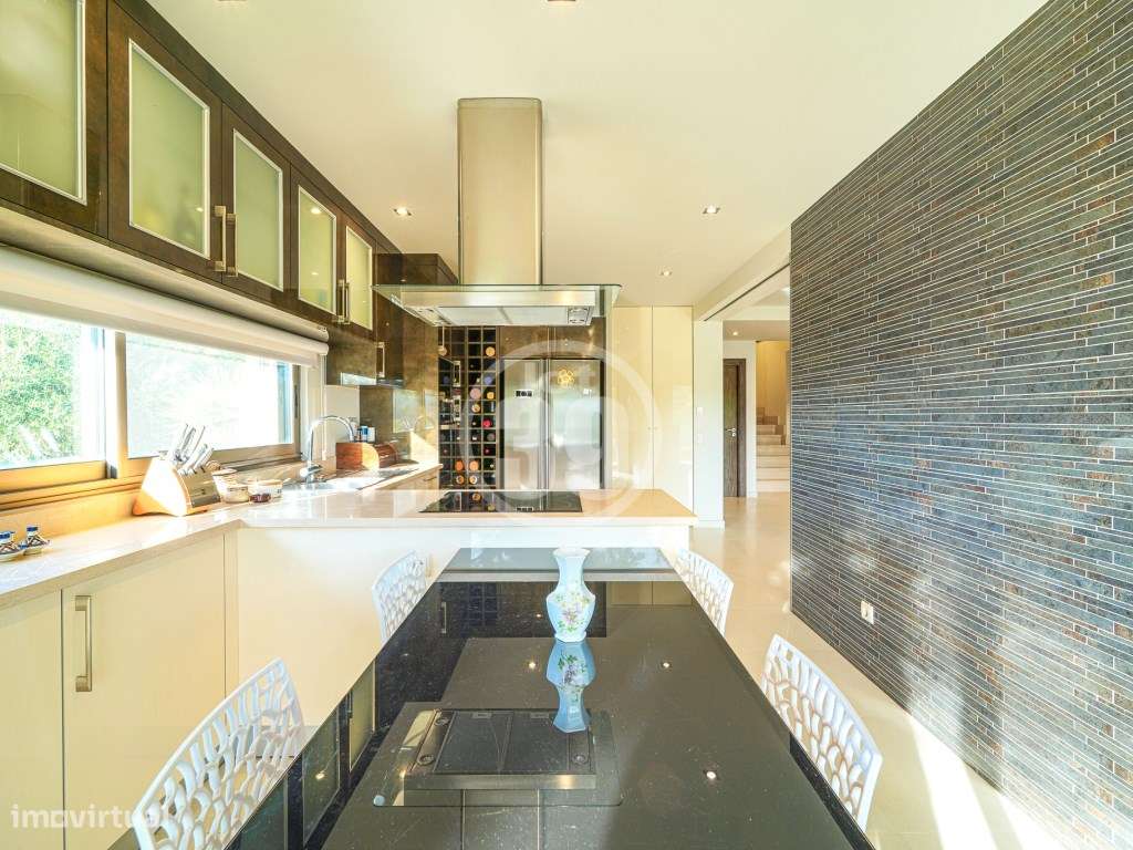 Fantástica propriedade de luxo inserida num generoso lote de terren...-15