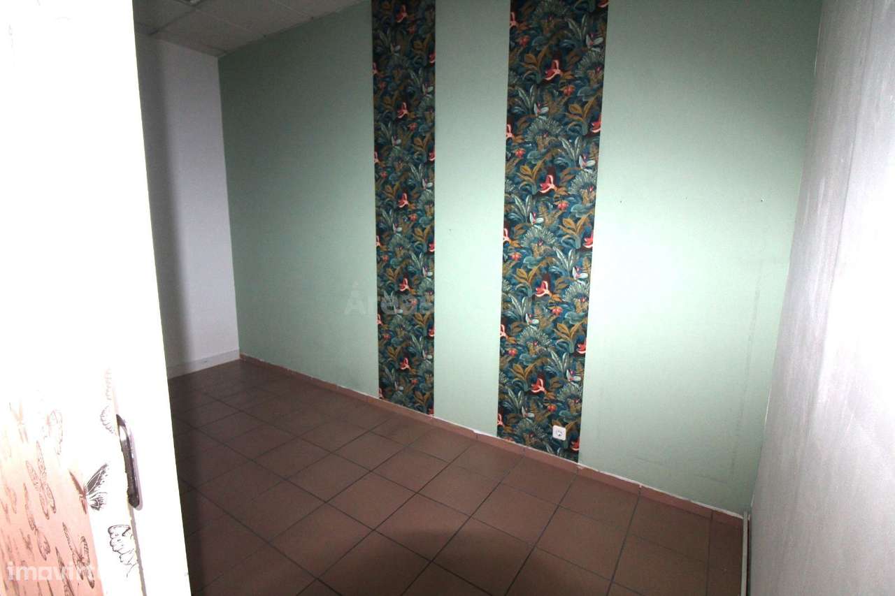 Loja - Zona da Estação - Leiria - Grande imagem: 5/9