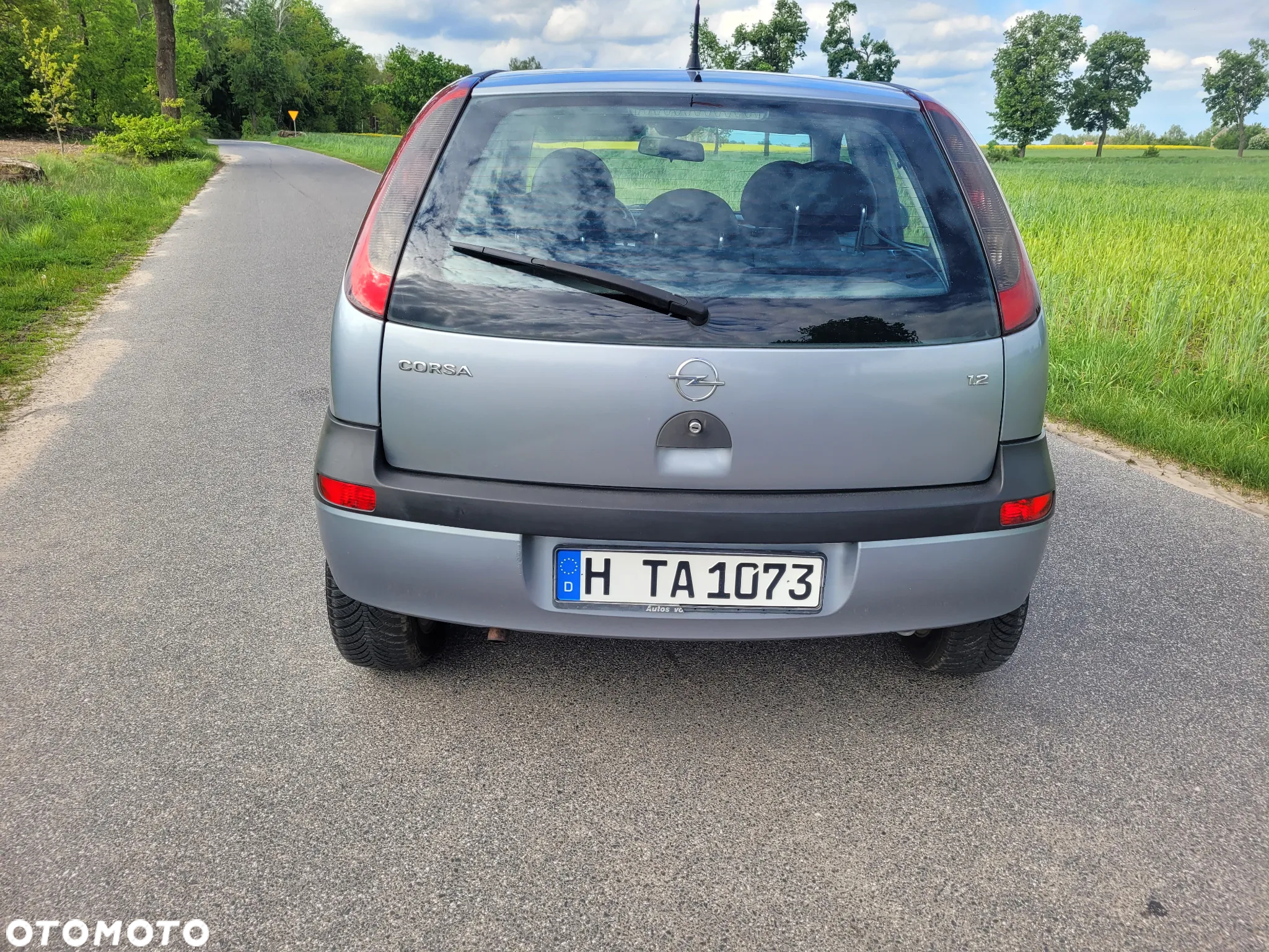 Opel Corsa 1.2 16V NJoy - 9