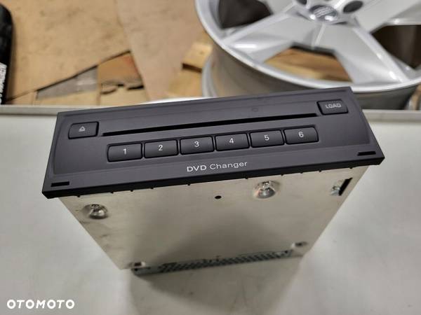 ZMIENIARKA DVD AUDI Q7 4M0035108A - 1