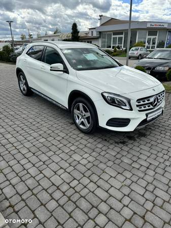 Mercedes-Benz GLA 220 4-Matic AMG Line - 10