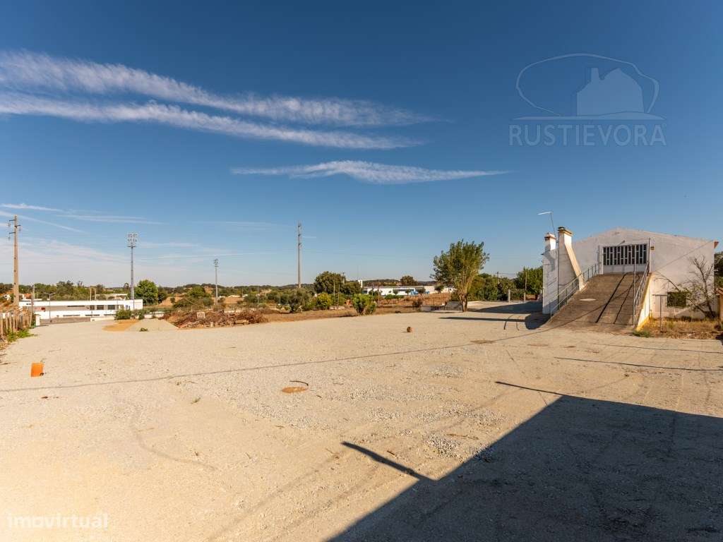 Armazém com 3 pisos - quinta - Montemor-o-Novo-36