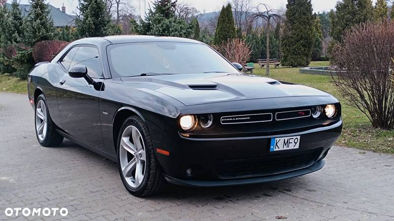 Dodge Challenger 5.7 R/T - 1