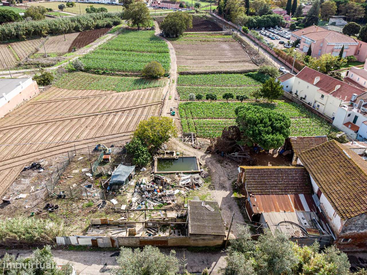A Quinta da Repina, 18 660 m2 em cidade, no Barro em Loures-0