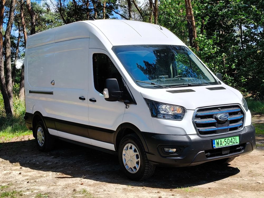 Ford Transit 2023