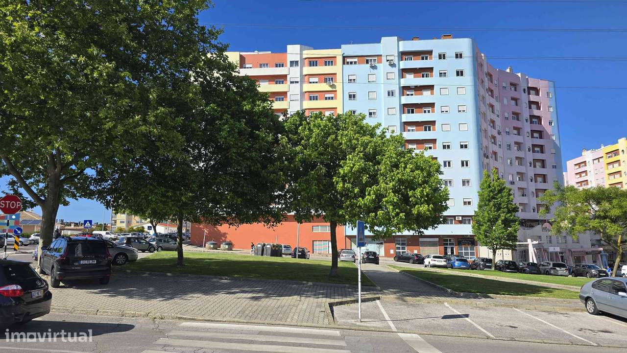 Apartamento T1 com ar condicionado e elevador-19