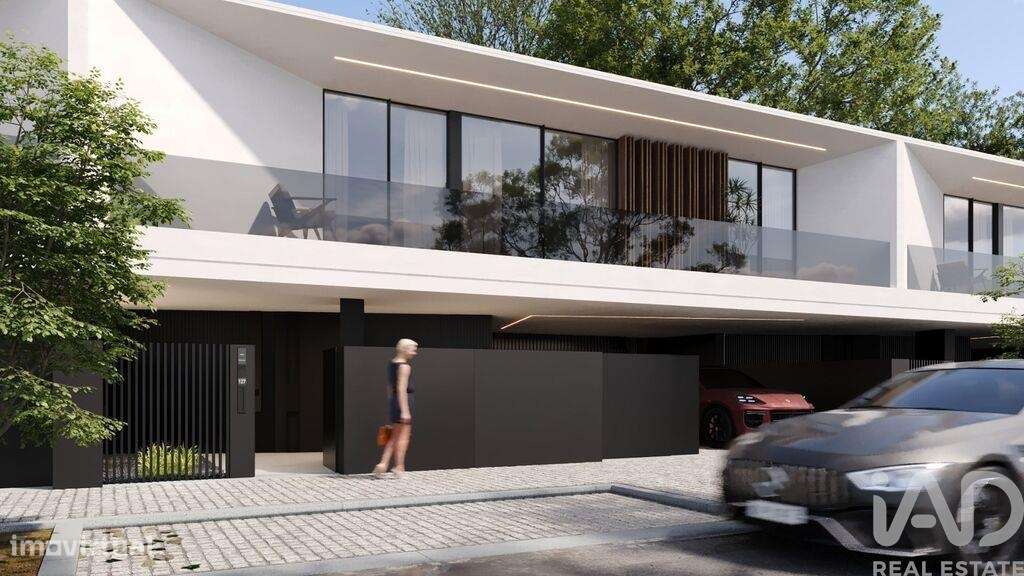 Casa / Villa T4 em Milheirós de 492,00 m2 - Grande imagem: 4/25