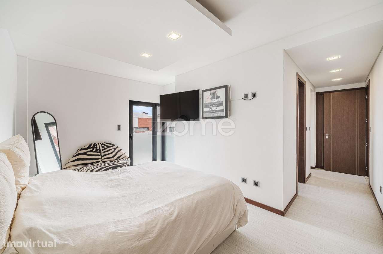 Moradia T3+1 em Condomínio Privado | Oeiras-45