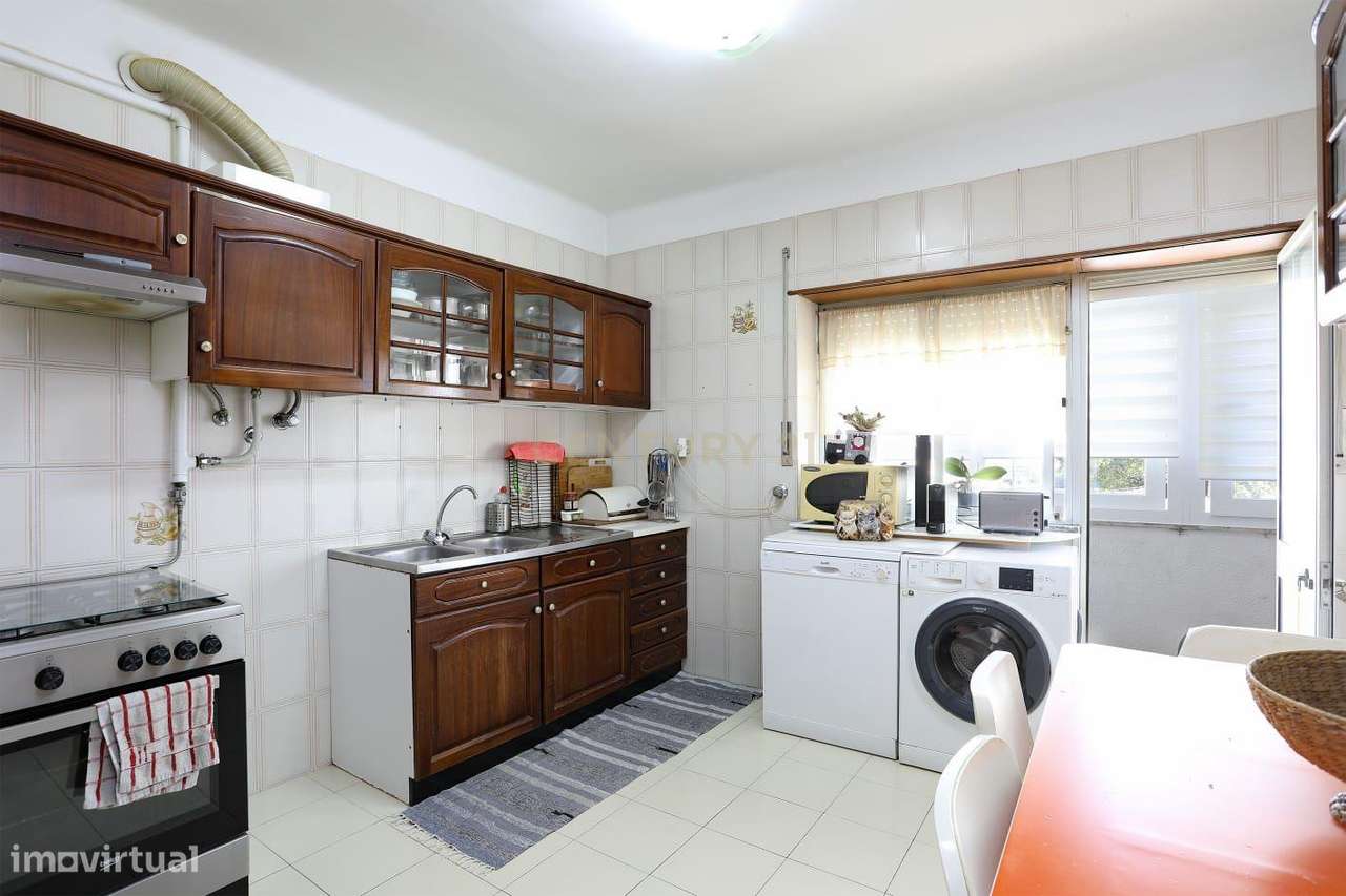 Apartamento T2 em Montijo com Vista para a Cidade-18