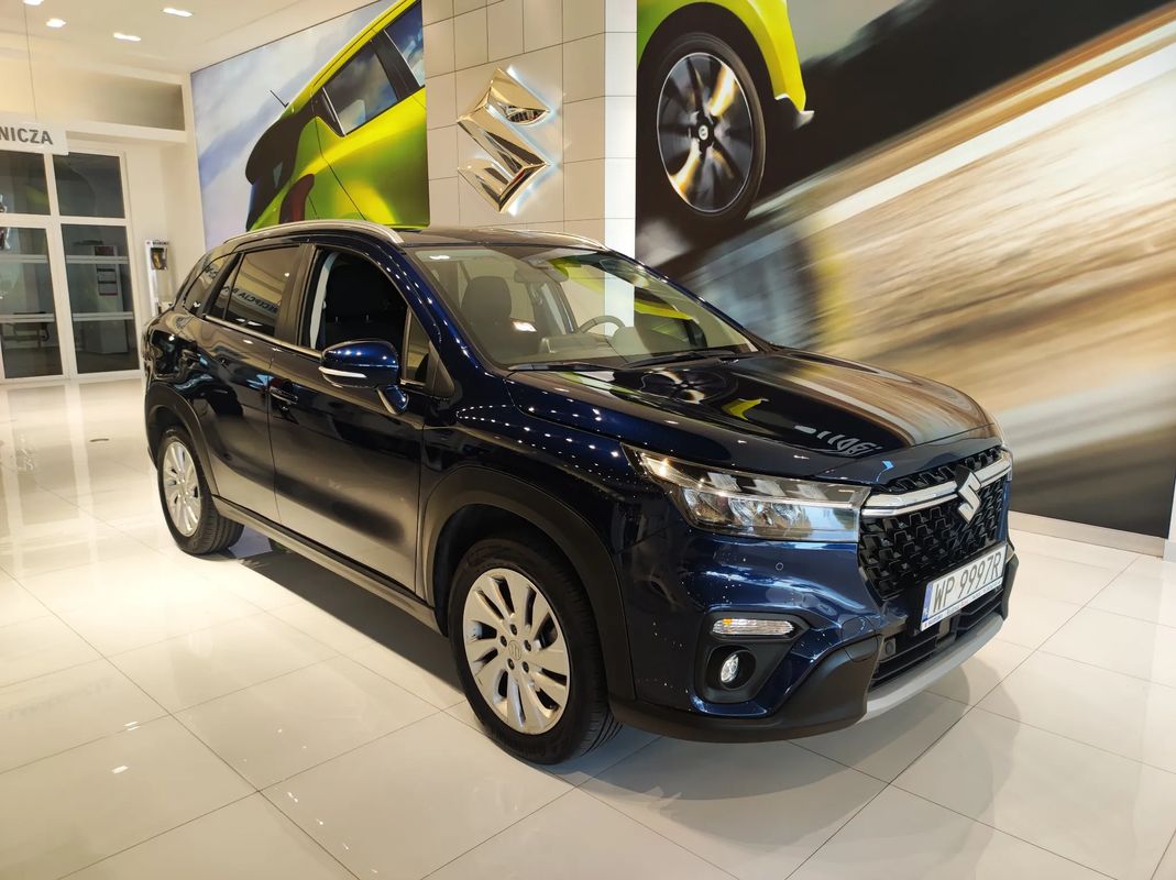 Suzuki S-Cross Strong Hybrid 116KM Led/Alu17/Kamera/KeyLess