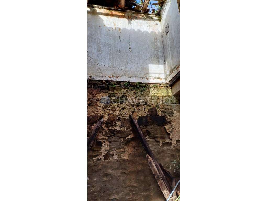 Casa Antiga Com Arrecadação e Terreno Para Recuperar, Cernache do B... - Grande imagem: 4/38