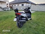 Yamaha X-max - 5