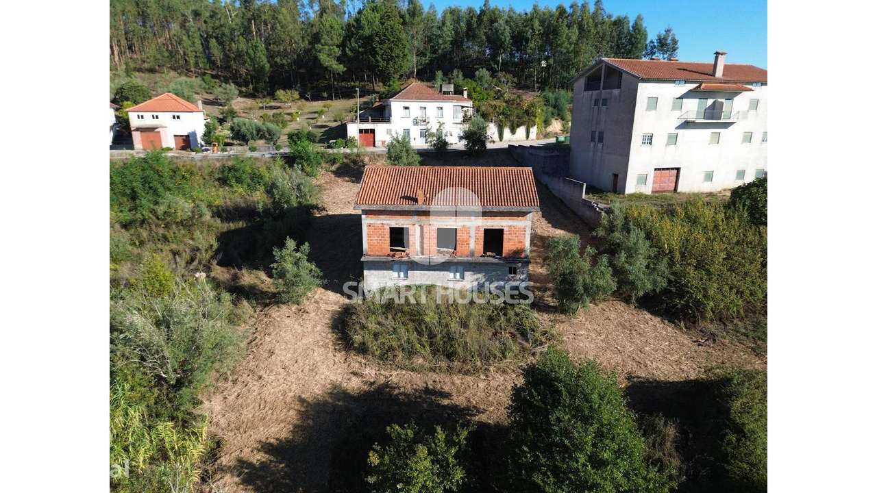 Terreno c/ moradia S. Martinho Cortiça - Grande imagem: 4/9