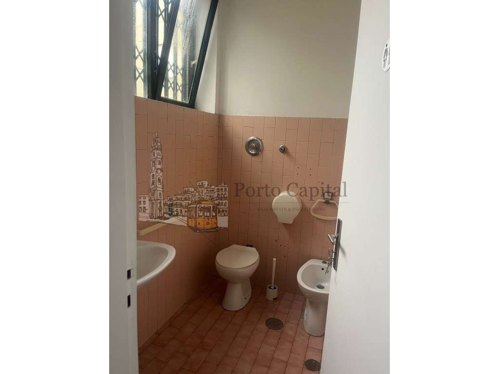 LOJA PARA ARRENDAMNETO - JUNTO AO MARSHOPPING - Grande imagem: 2/20