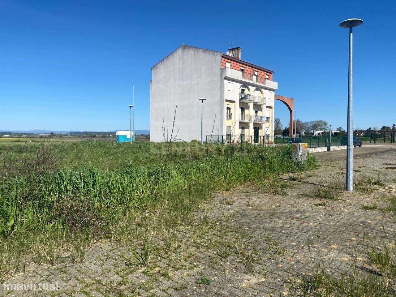 Terreno urbano para construção de prédio | 8 fogos | 900 m² de constru - Grande imagem: 4/13
