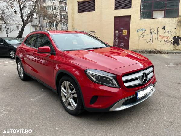 Mercedes-Benz GLA - 1