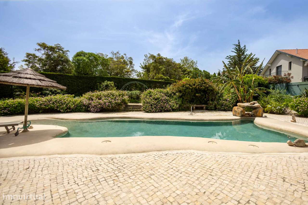 Private Estate - Multi Family - Estoril Villa-42