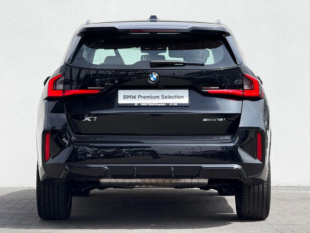 BMW X1 sDrive18i 1.5 Benzyna 136 KM — zdjęcie 5