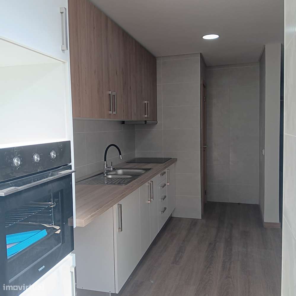 Apartamento T3, TOTALMENTE  REMODELADO, SEIXAL-20
