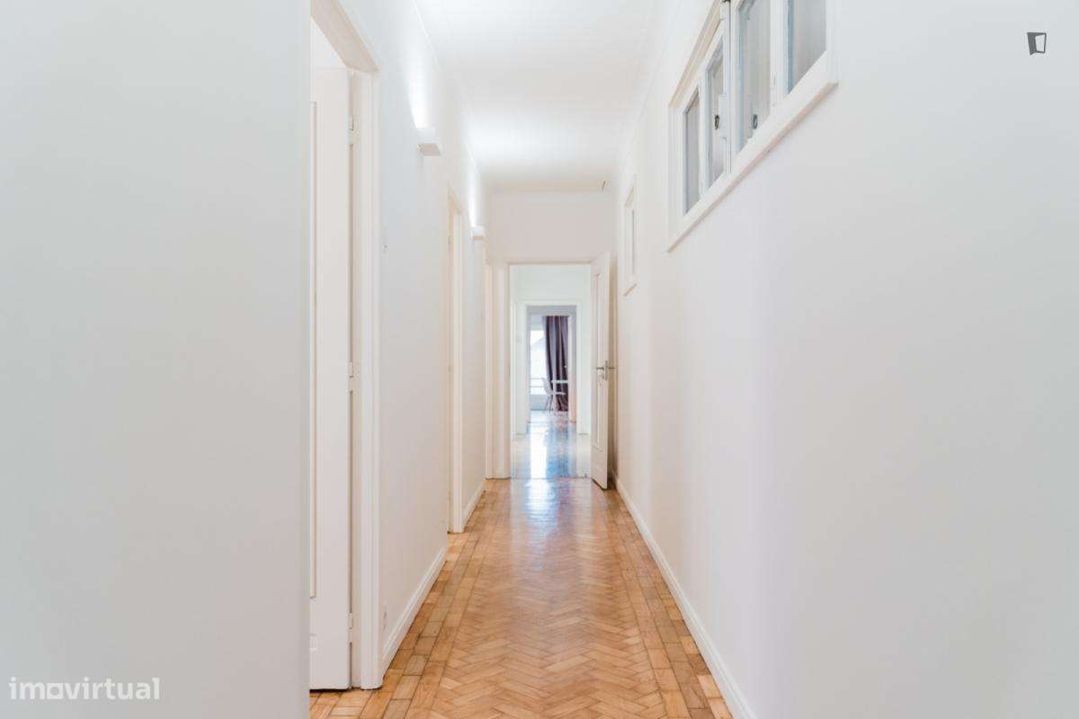 Quarto - localizado em Cedofeita Porto - Grande imagem: 2/9