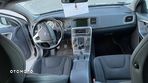 Volvo V60 DRIVe - 25