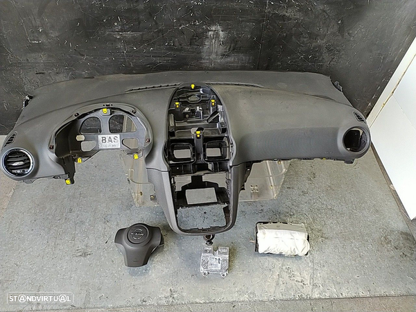 Tablier Opel Corsa D (S07) - 1