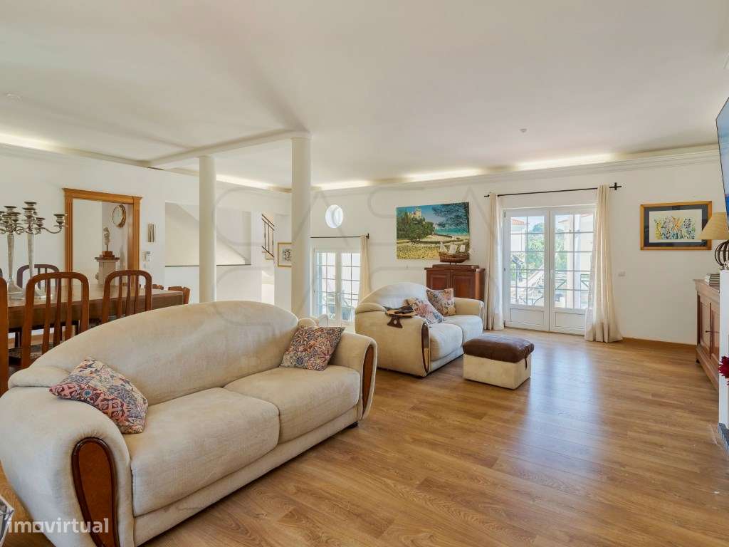 Moradia Isolada de T5 na Quinta do Hilário - Grande imagem: 3/28